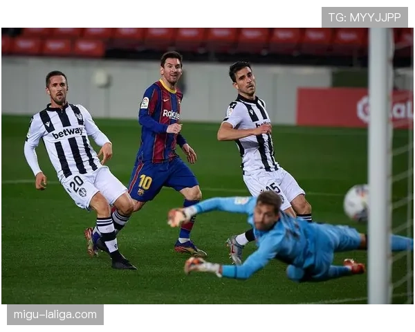 奥萨苏纳上季63%赛果为双数 新赛季战术风格待观察